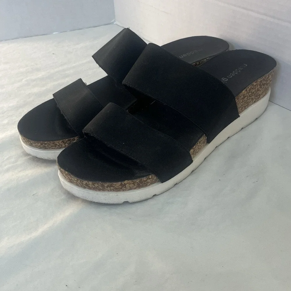 Madden Girl Sandal Black sz 7.5 Wedge Platform‎ Double Strap
